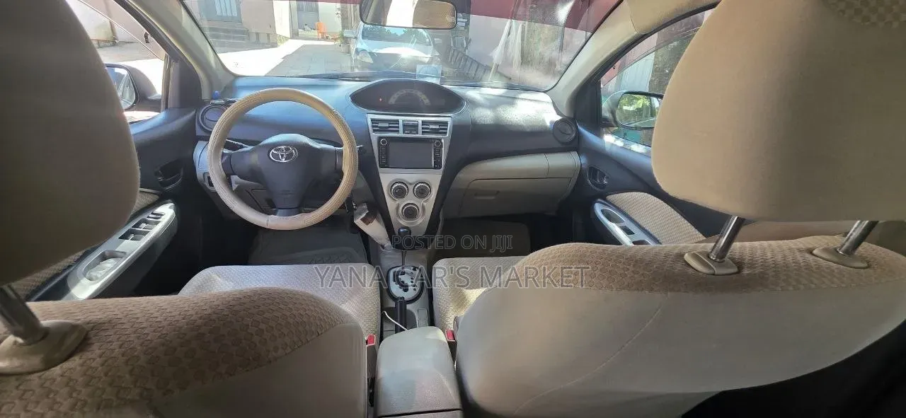 Toyota Belta 2008 Blue