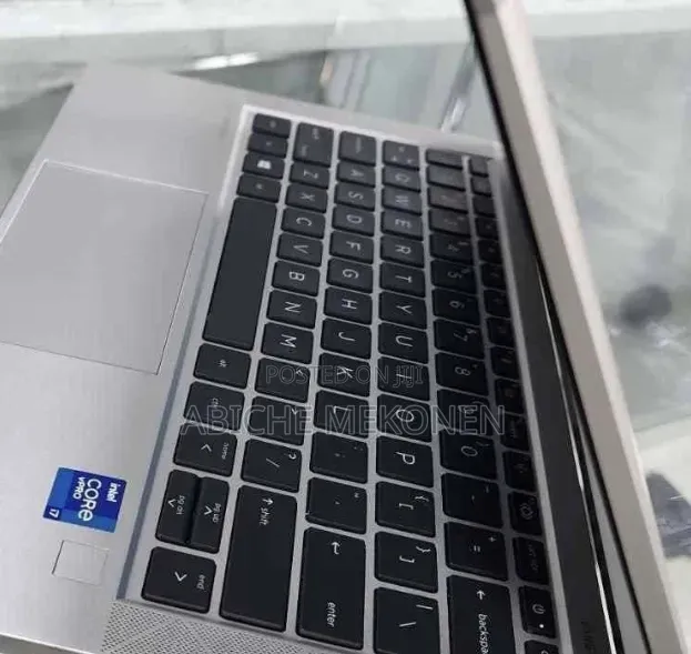 New Laptop HP Pavilion 14 8GB Intel Core i5 SSD 512GB