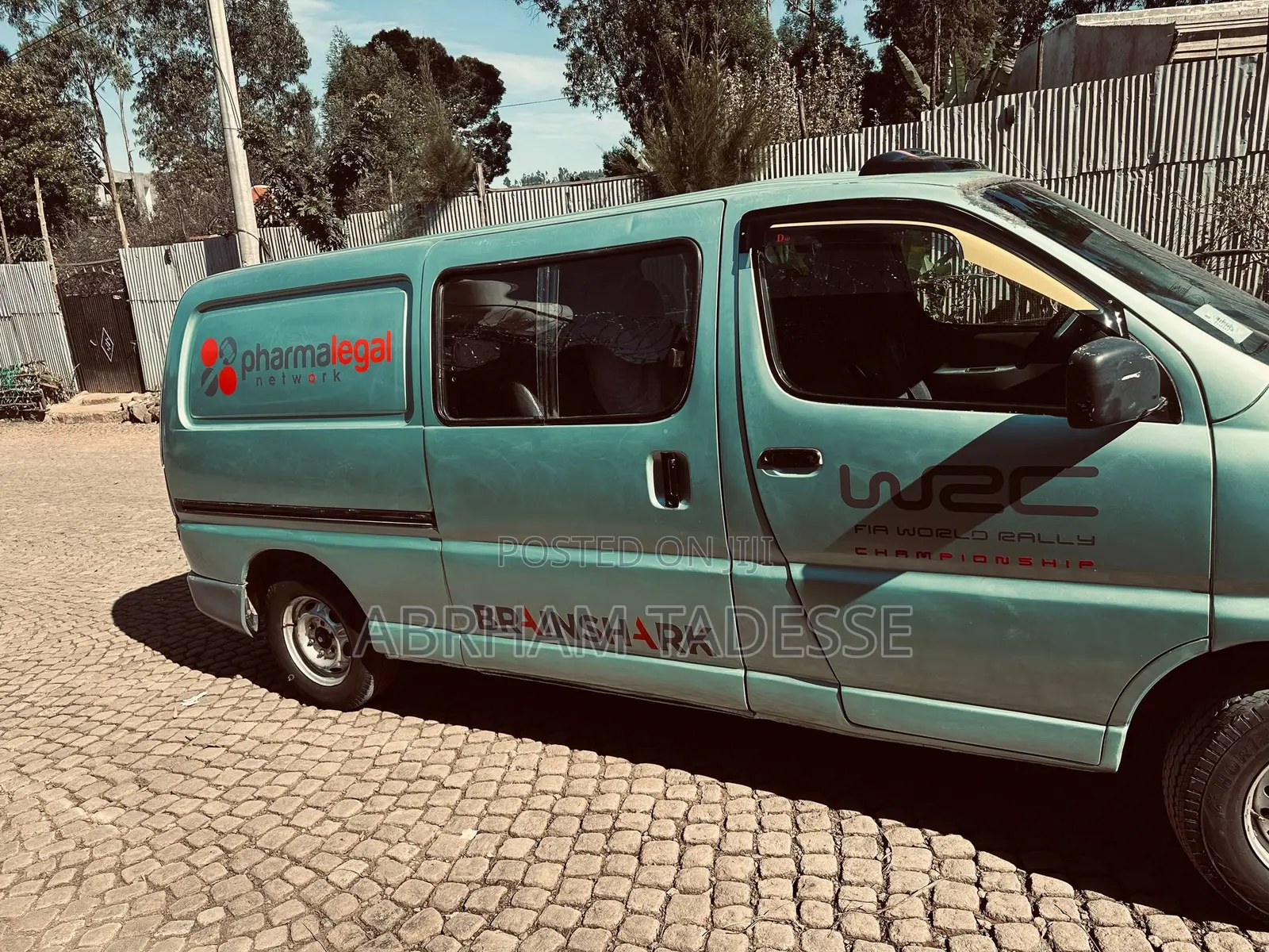 Toyota HiAce 1998 Silver