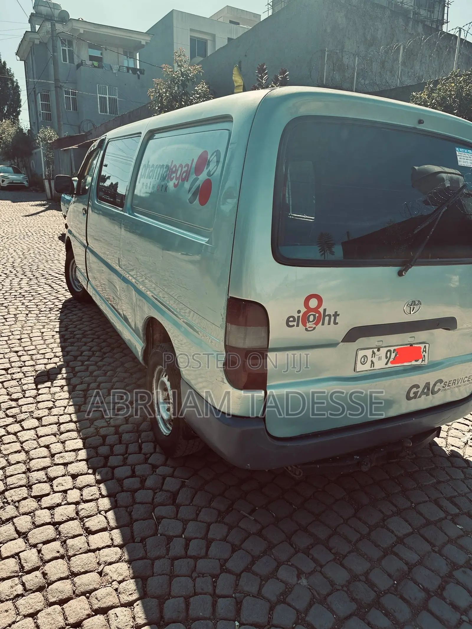Toyota HiAce 1998 Silver