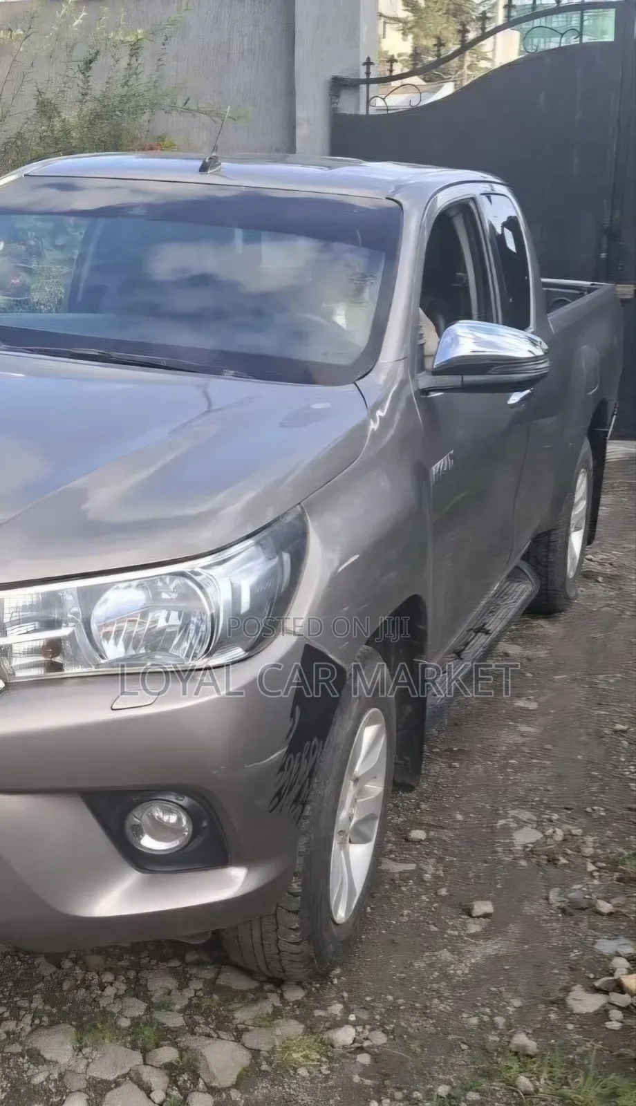 Toyota Hilux 2019 Gray