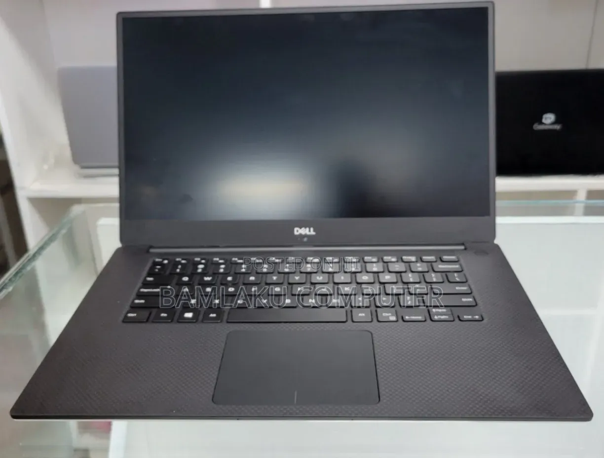 New Laptop Dell Precision 5530 16GB Intel Core i7 SSD 512GB