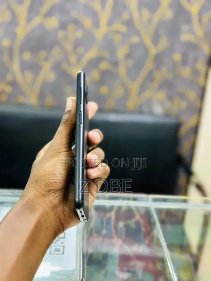 Samsung Galaxy A12 (India) 64 GB Black