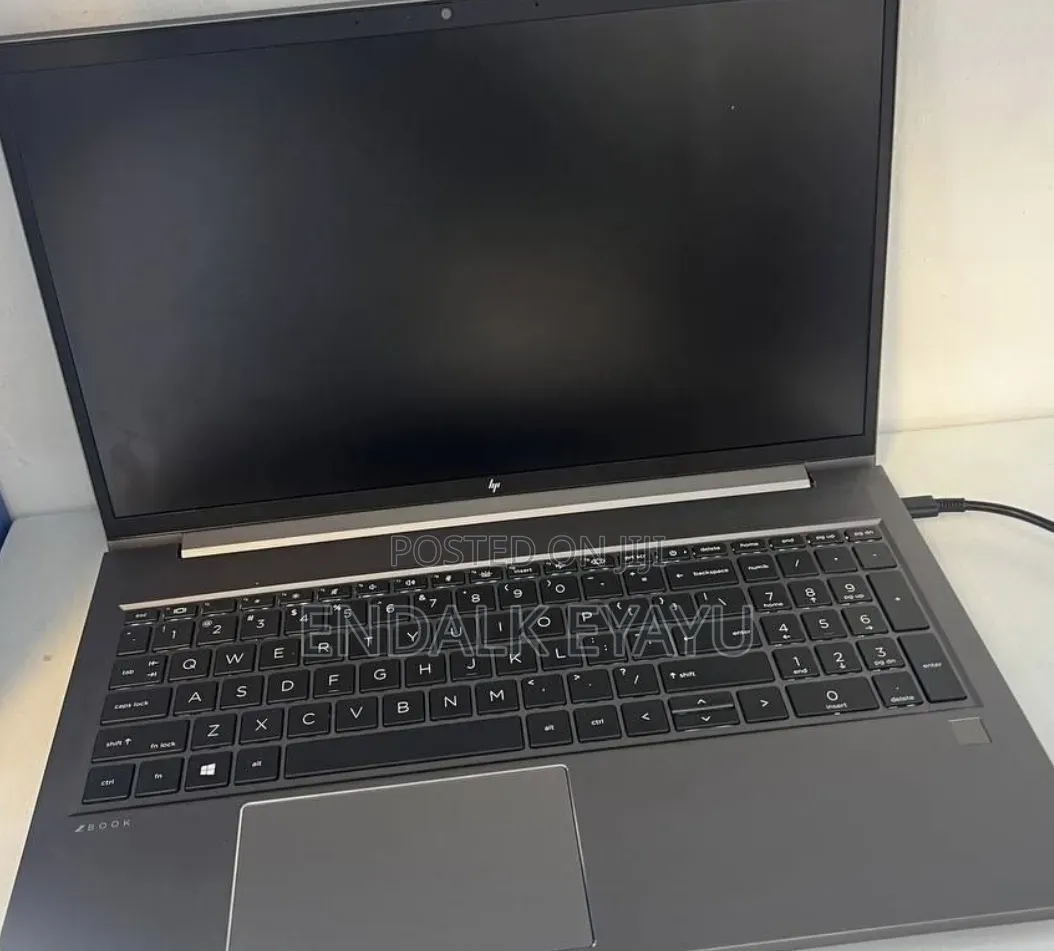 New Laptop HP ZBook 15 16GB Intel Core i7 SSD 512GB