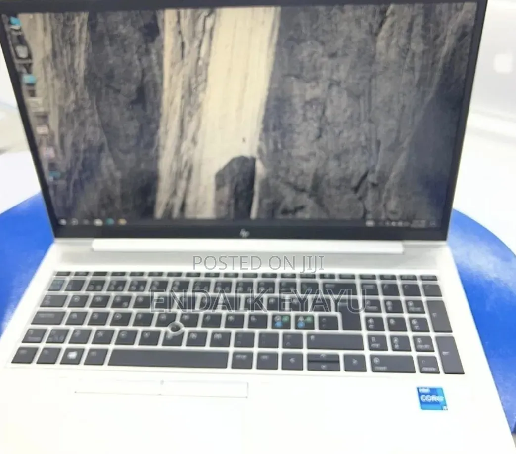 New Laptop HP EliteBook 850 G8 16GB Intel Core i5 SSD 512GB