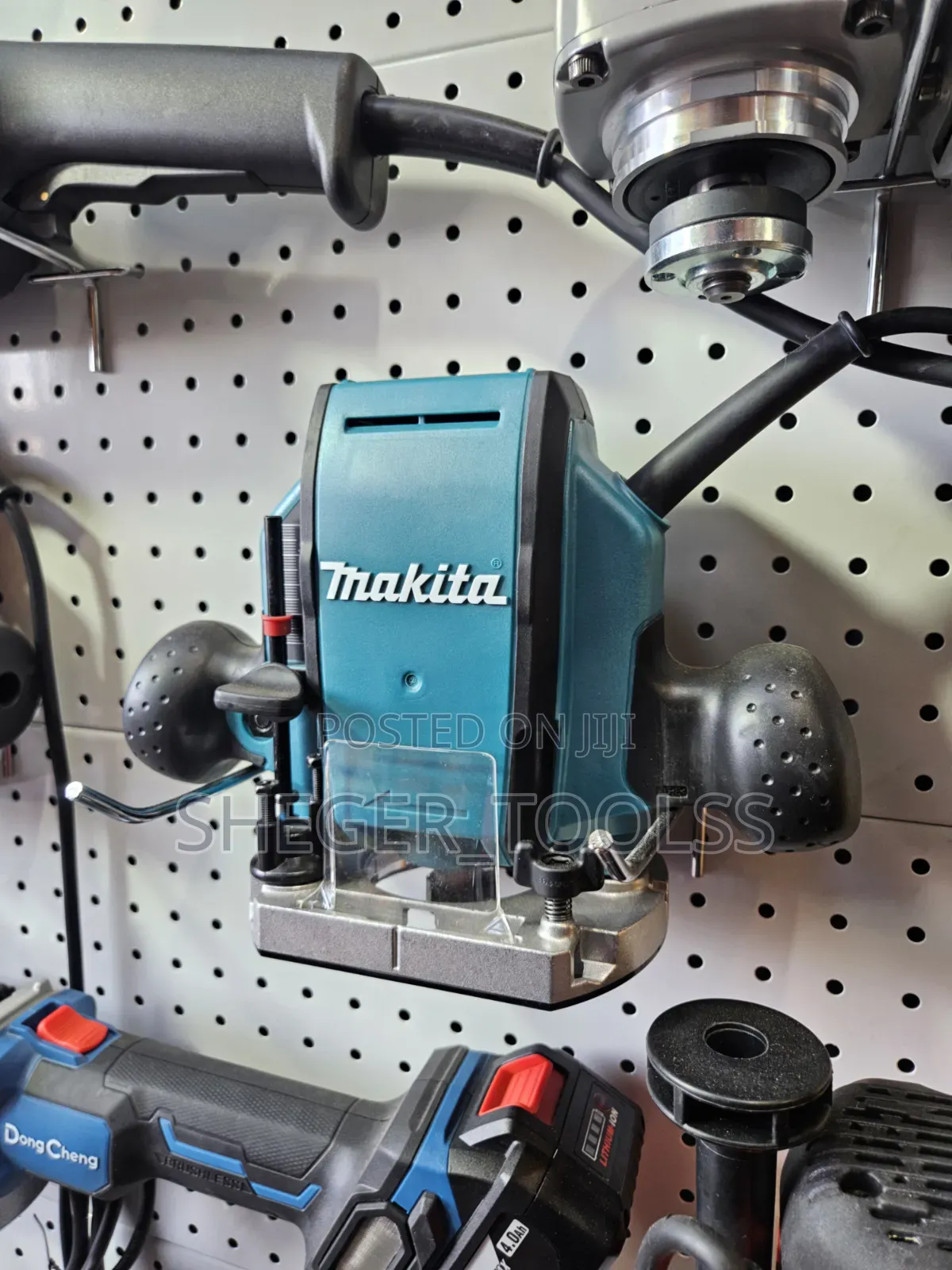 ኦሪጅናል የማኪታ የእንጨት ራውተር | Makita Original Wood Router