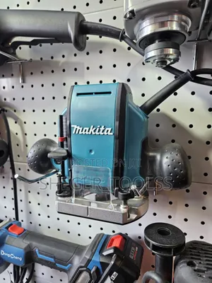 ኦሪጅናል የማኪታ የእንጨት ራውተር | Makita Original Wood Router