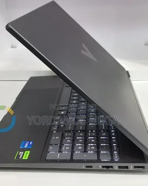 New Laptop HP Victus 16 16GB Intel Core i7 SSD 512GB
