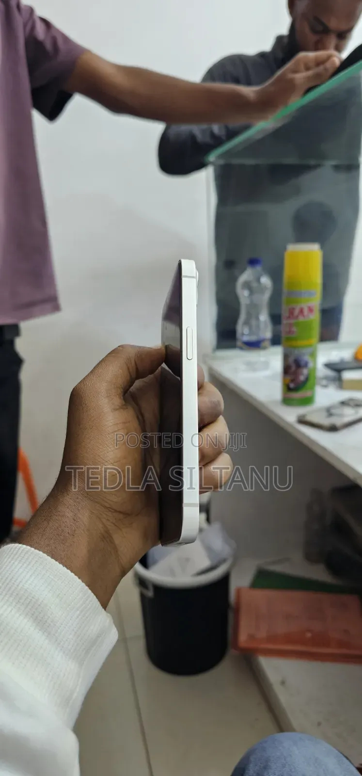 New Apple iPhone 13 128 GB White