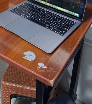 New Laptop Apple MacBook Air 2019 8GB Intel Core i5 SSD 128GB