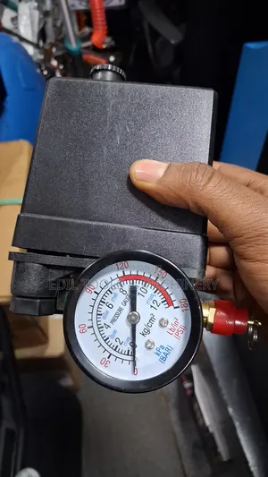 Compressor Switch for Both 220V and 380V