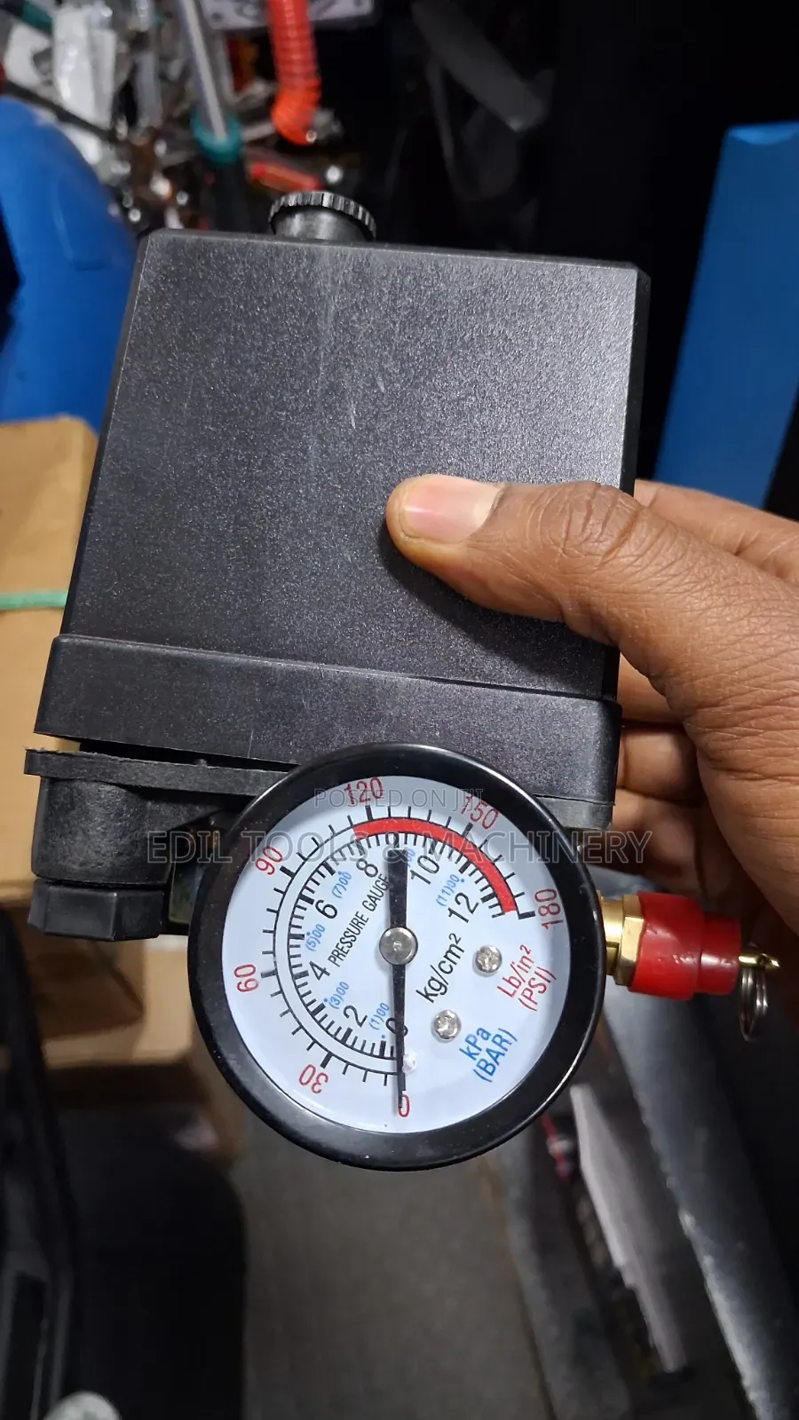 Compressor Switch for Both 220V and 380V