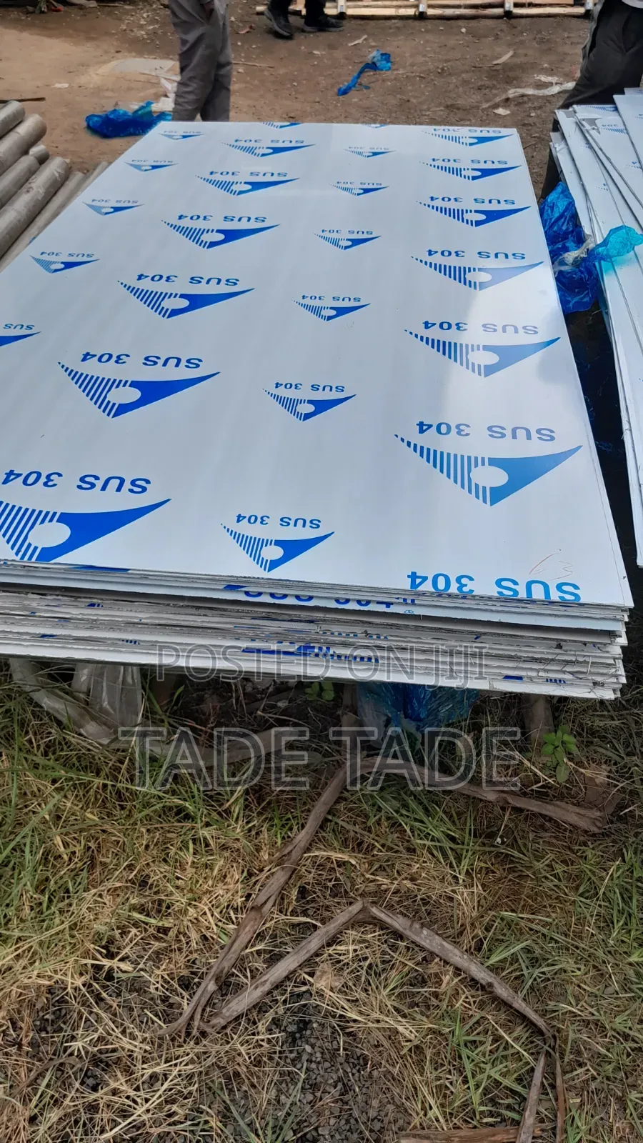 ግርማ Stianless Steel Lamera