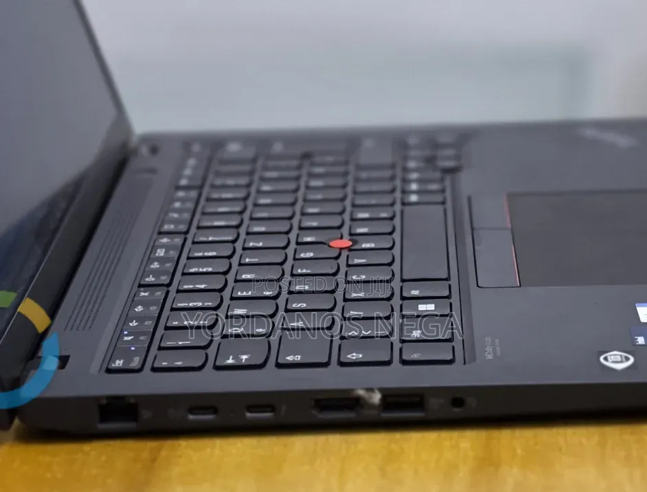 New Laptop Lenovo ThinkPad T14 16GB Intel Core i5 SSD 512GB