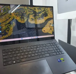 New Laptop Asus VivoBook 15 X505BA 16GB Intel Core Ultra 9 SSD 512GB