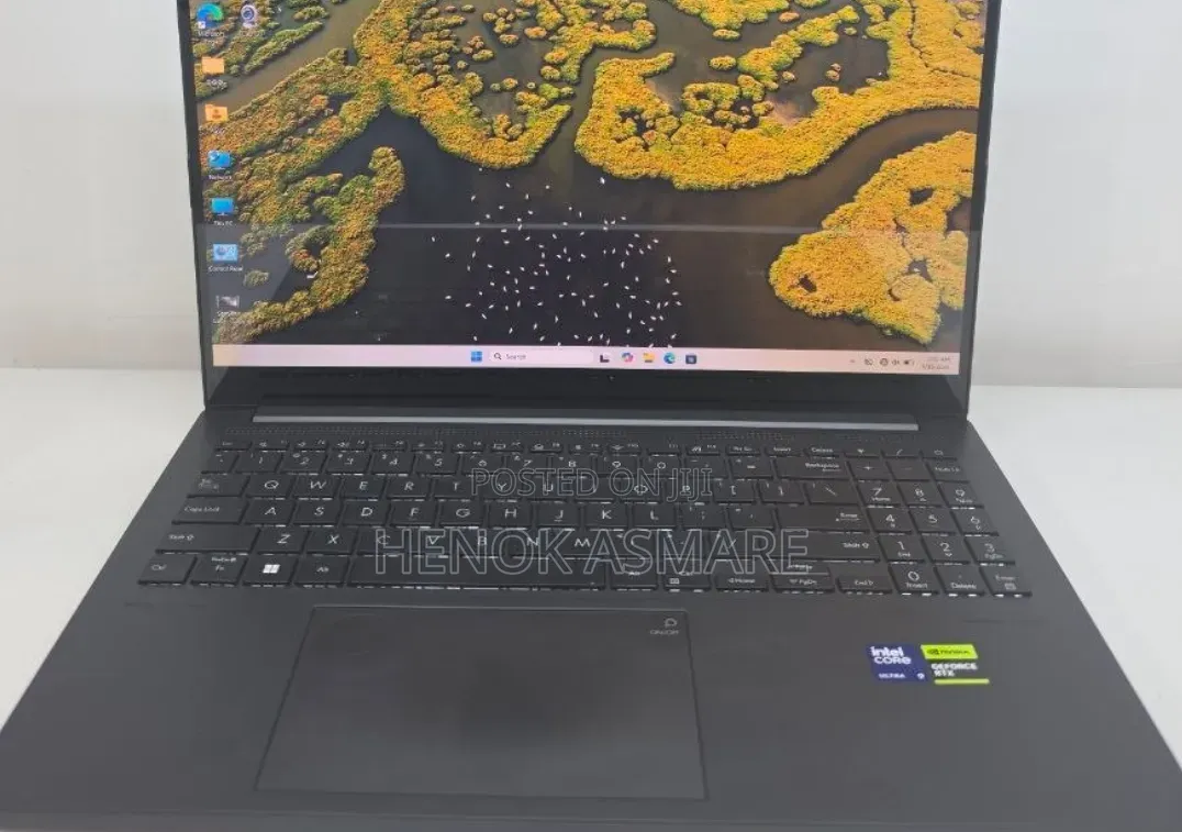 New Laptop Asus VivoBook 15 X505BA 16GB Intel Core Ultra 9 SSD 512GB