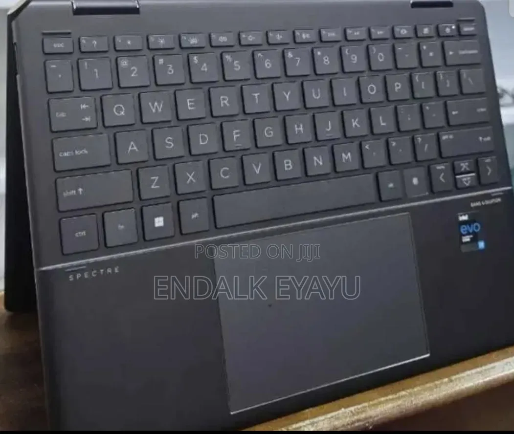 New Laptop HP Spectre 16GB Intel Core i7 SSD 1T