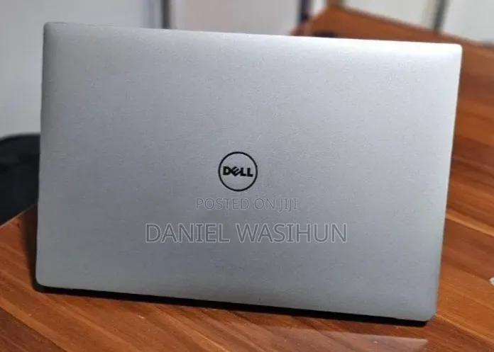 New Laptop Dell XPS 15 16GB Intel Core i7 SSD 512GB