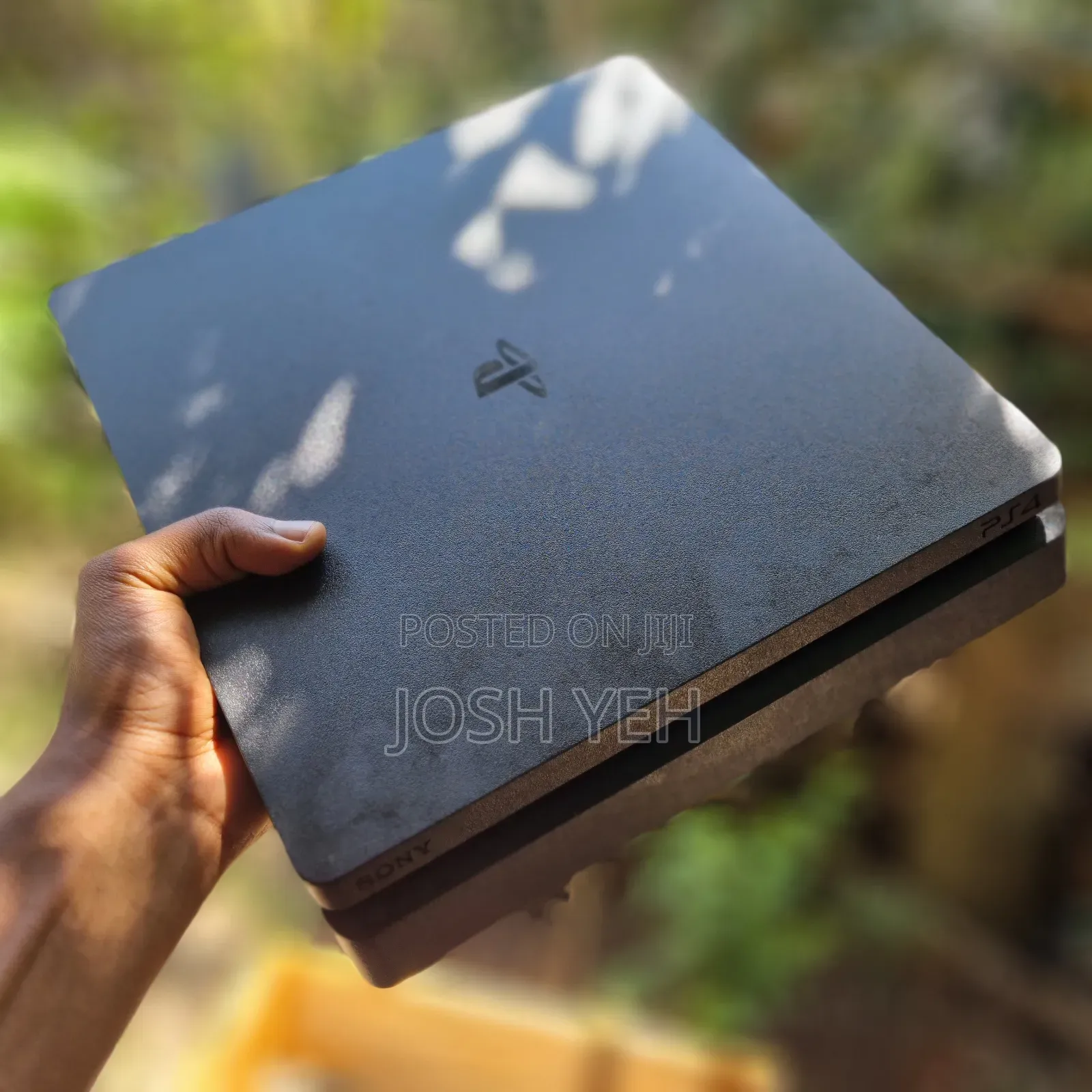 Playstation 4 Slim