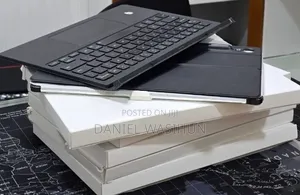 New Laptop Samsung 12GB Intel Xeon SSD 256GB