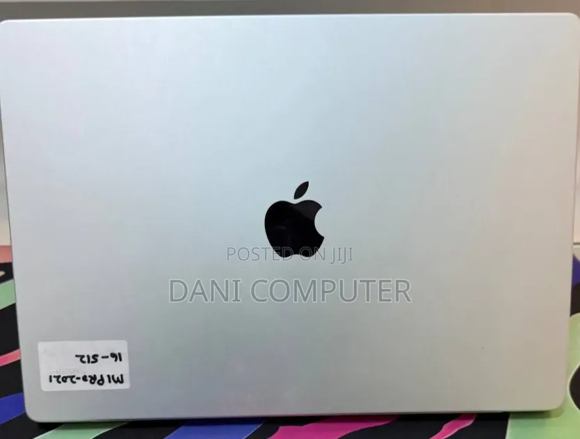 New Laptop Apple MacBook Pro 2021 M1 16GB Apple M1 Pro SSD 512GB