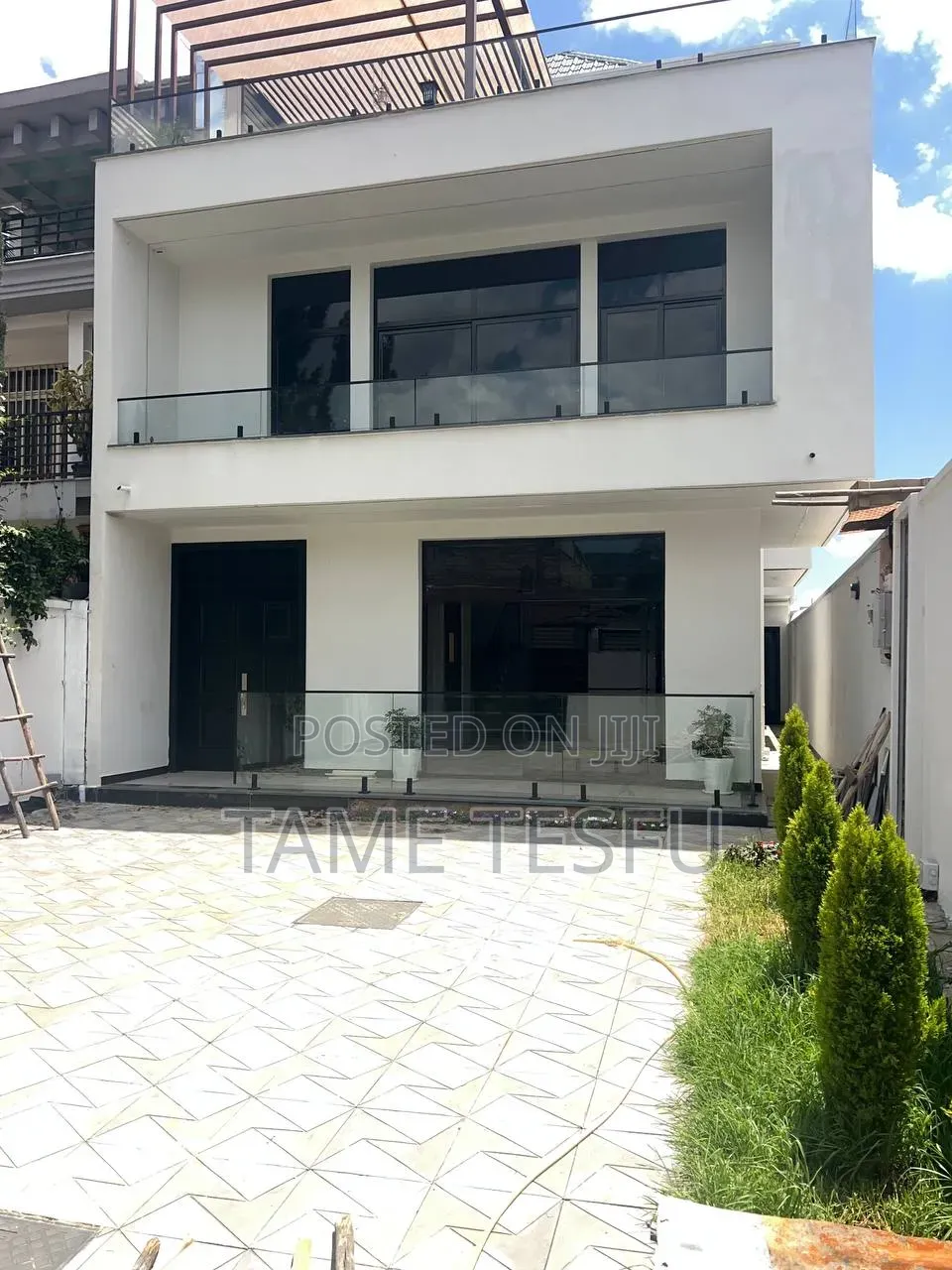 Furnished 6bdrm House in Cmc ወሰን ህልሳይድ ት ቤት, Yeka for sale