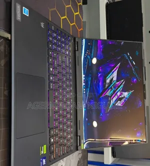 New Laptop Acer Predator Helios Neo 16 16GB Intel Core Ultra 9 SSD 1T