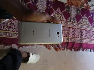 Samsung Galaxy On 7 (2016) 32 GB White