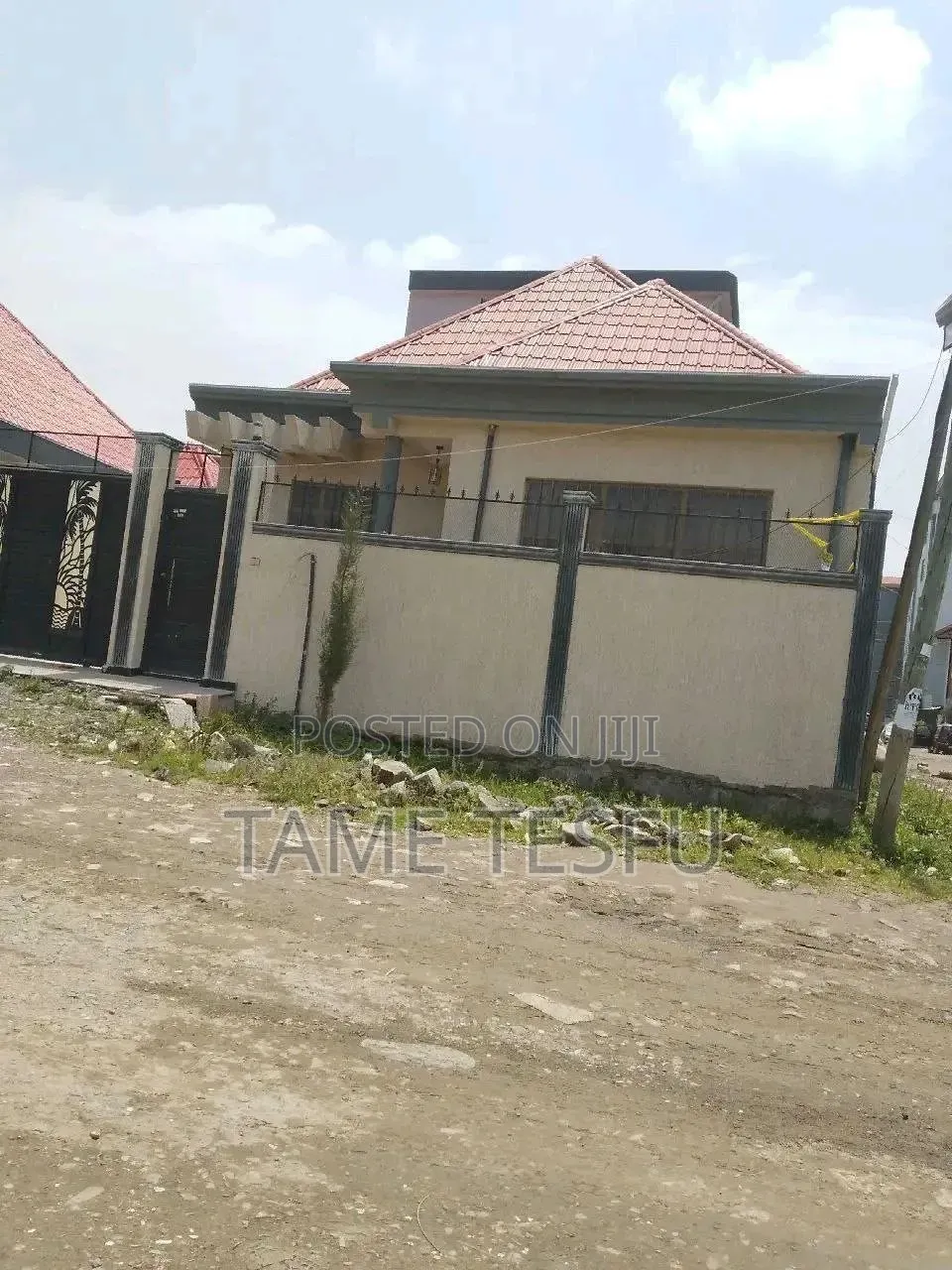 Furnished 4bdrm Villa in Hayat, Bole for sale