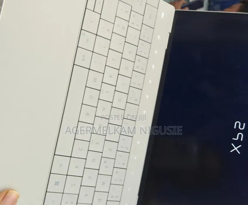 New Laptop Dell XPS 13 16GB Intel Core i7 SSD 1T