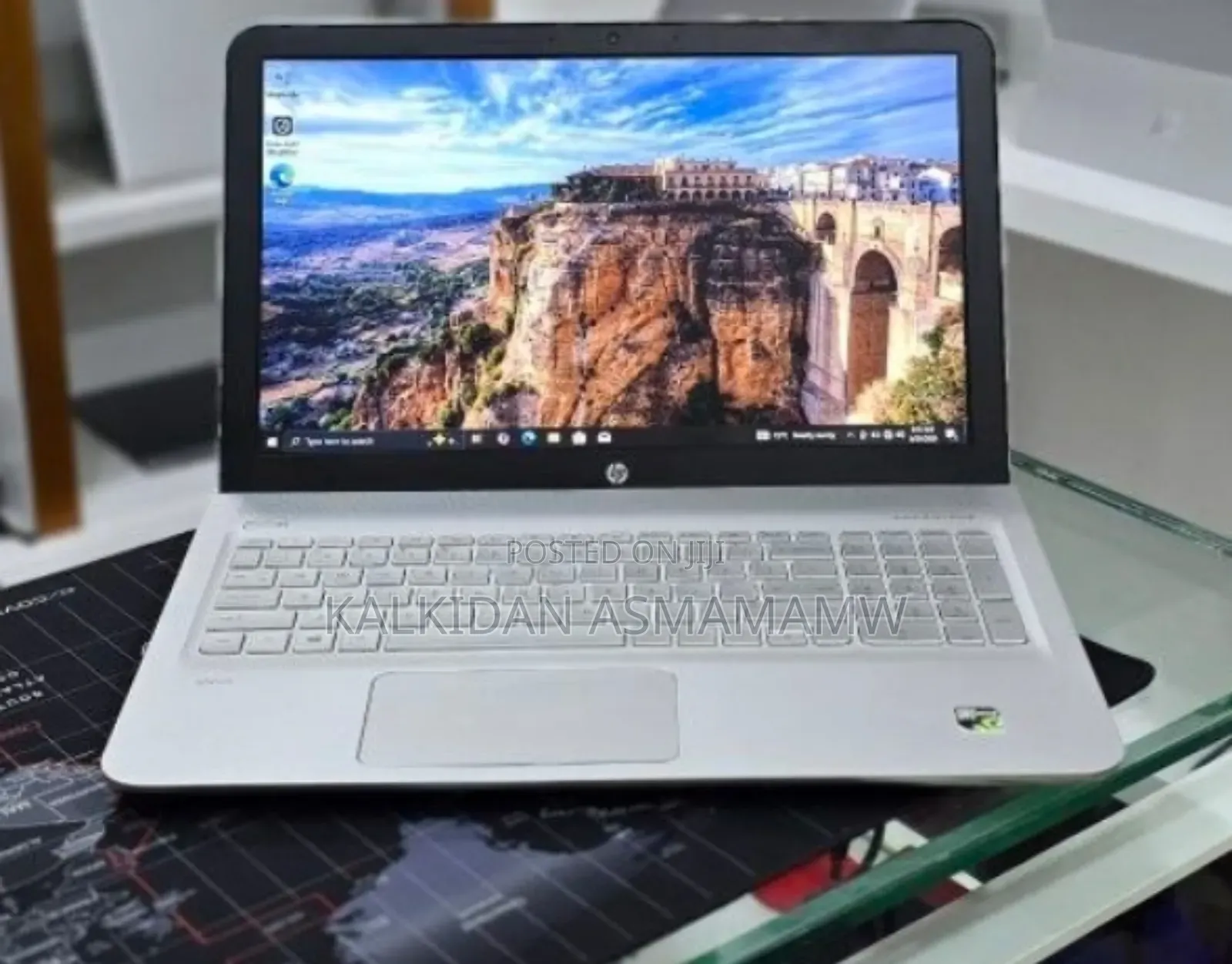 New Laptop HP Envy x360 12GB Intel Core i5 SSD 128GB