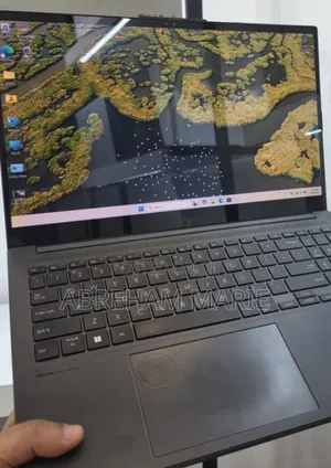 New Laptop Asus VivoBook 15 X505BA 16GB Intel Core Ultra 9 SSD 512GB