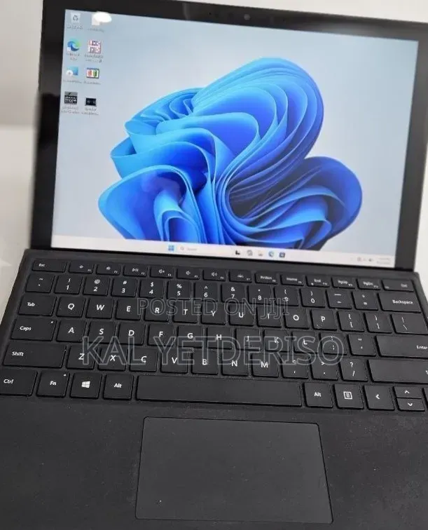 New Laptop Microsoft Surface Pro 7 16GB Intel Core i7 SSD 1T