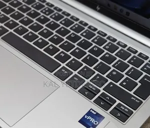 New Laptop HP EliteBook 830 G9 16GB Intel Core i5 SSD 512GB