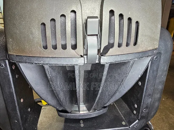 High End Systems Studio Spot 575 CMY – Professional Moving Head Light