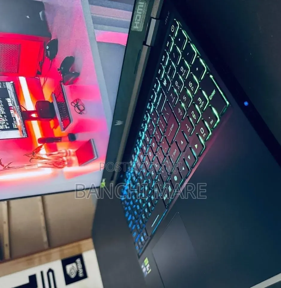 New Laptop Acer Predator Helios Neo 16 16GB Intel Core i9 SSD 1T