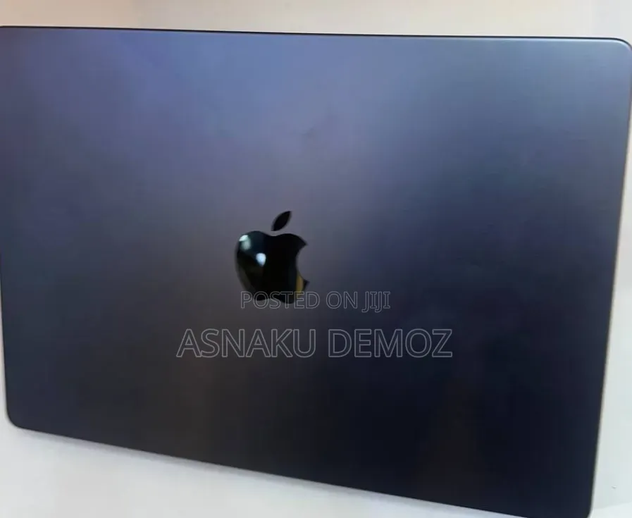 New Laptop Apple MacBook Pro 16GB Apple M5 Pro SSD 512GB