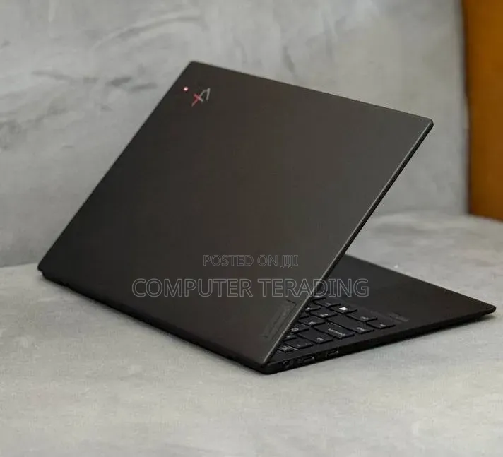 New Laptop Lenovo ThinkPad X1 16GB Intel Core i5 SSD 512GB