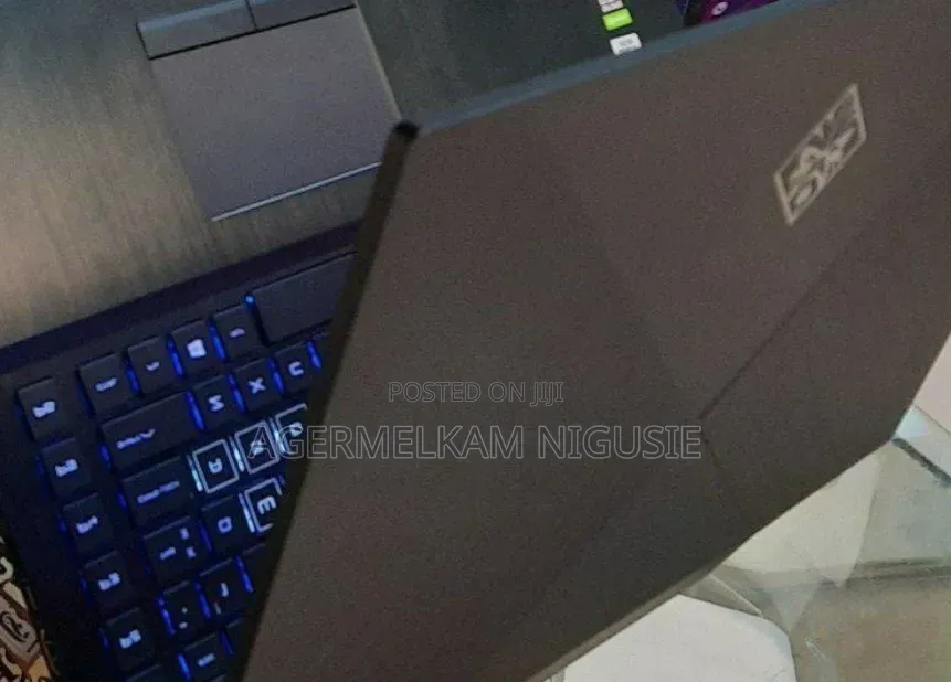 New Laptop HP OmniBook 5 14" 16GB Intel Core i7 SSD 512GB