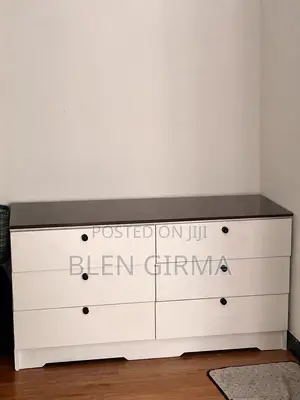 Bottom Drawer