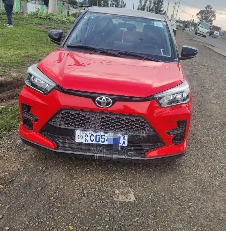 Toyota Raize 2022 Red