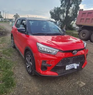 Toyota Raize 2022 Red
