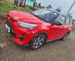 Toyota Raize 2022 Red