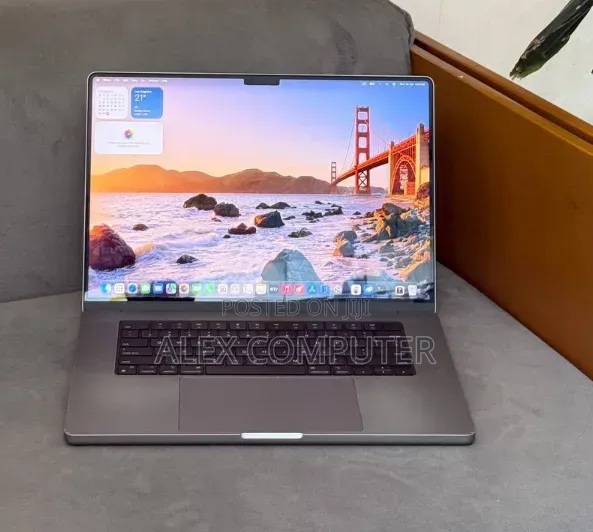 New Laptop Apple MacBook Pro 2021 M1 Max 32GB Apple M1 Max SSD 1T