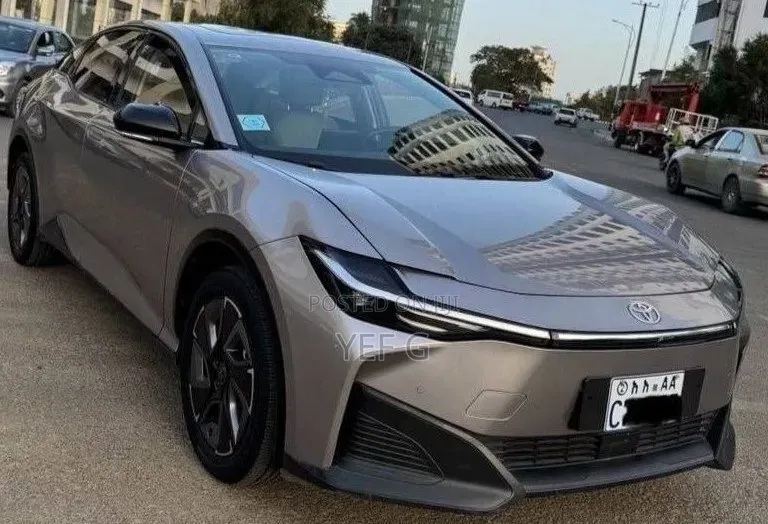 Toyota bZ3 2023