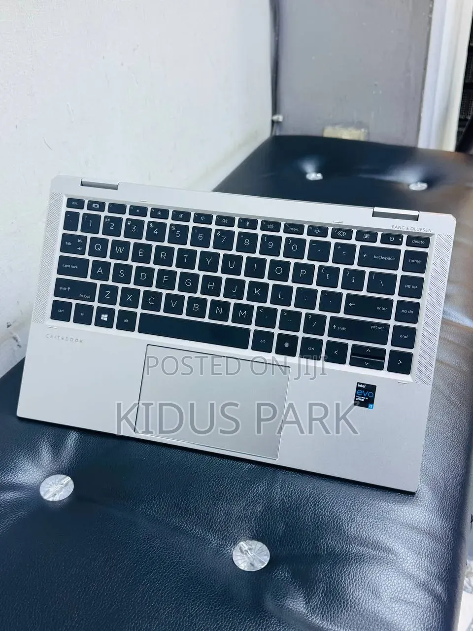 New Laptop HP EliteBook 1040 G8 16GB Intel Core i5 SSD 512GB
