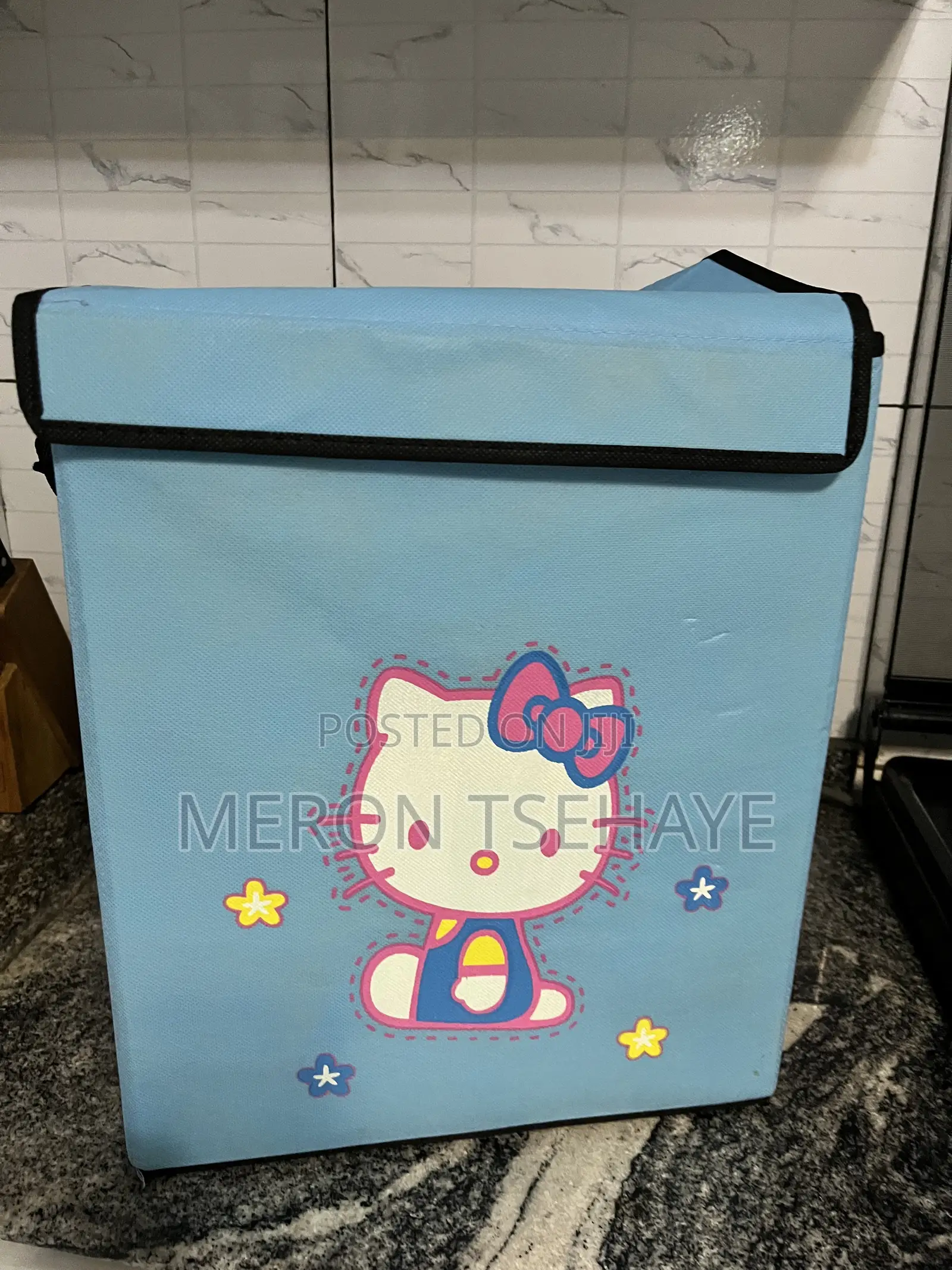 Foldable Cloth/Book/Charger Storage