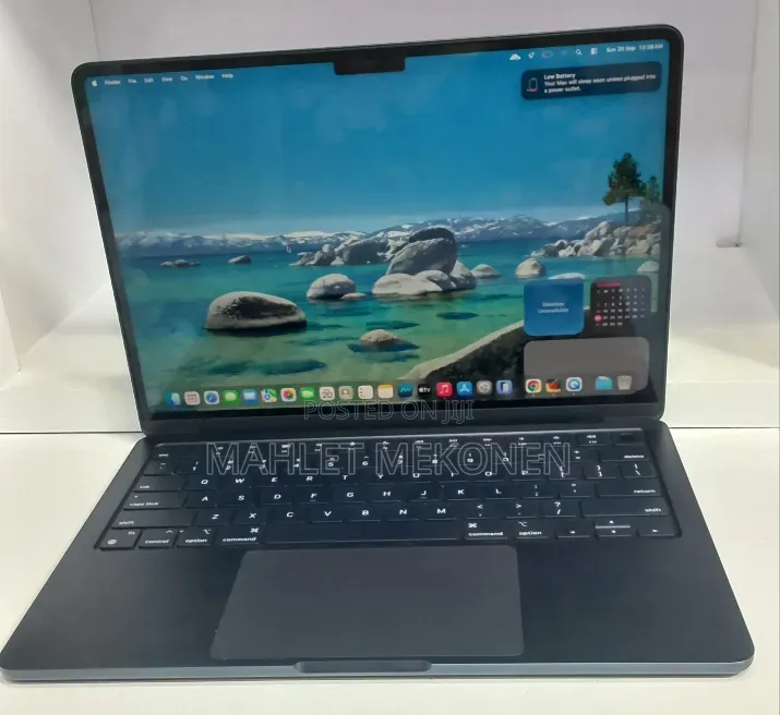 New Laptop Apple MacBook Air 2022 M2 8GB Apple M2 SSD 256GB