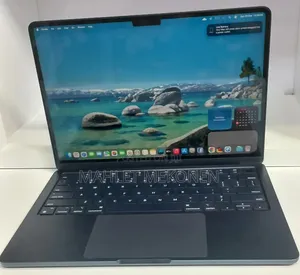 New Laptop Apple MacBook Air 2022 M2 8GB Apple M2 SSD 256GB