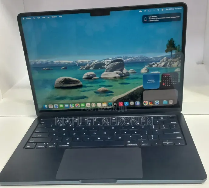 New Laptop Apple MacBook Air 2022 M2 8GB Apple M2 SSD 256GB